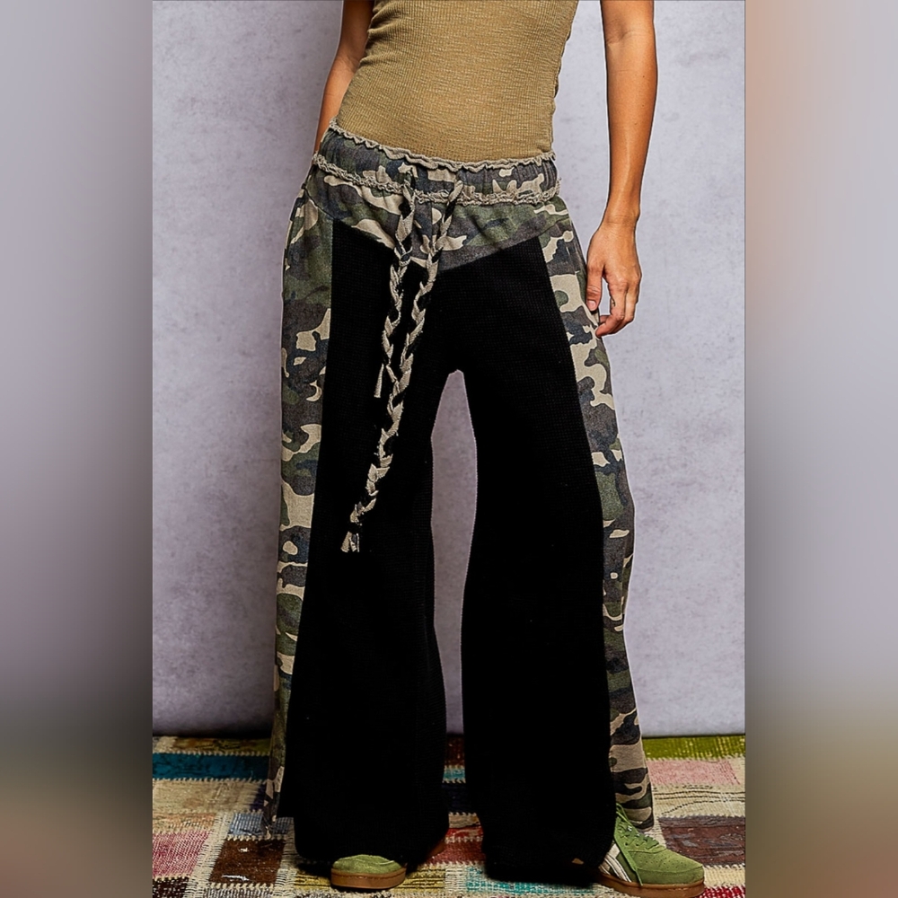 POL Black & Camouflage Wide Leg Pants with Drawstring
